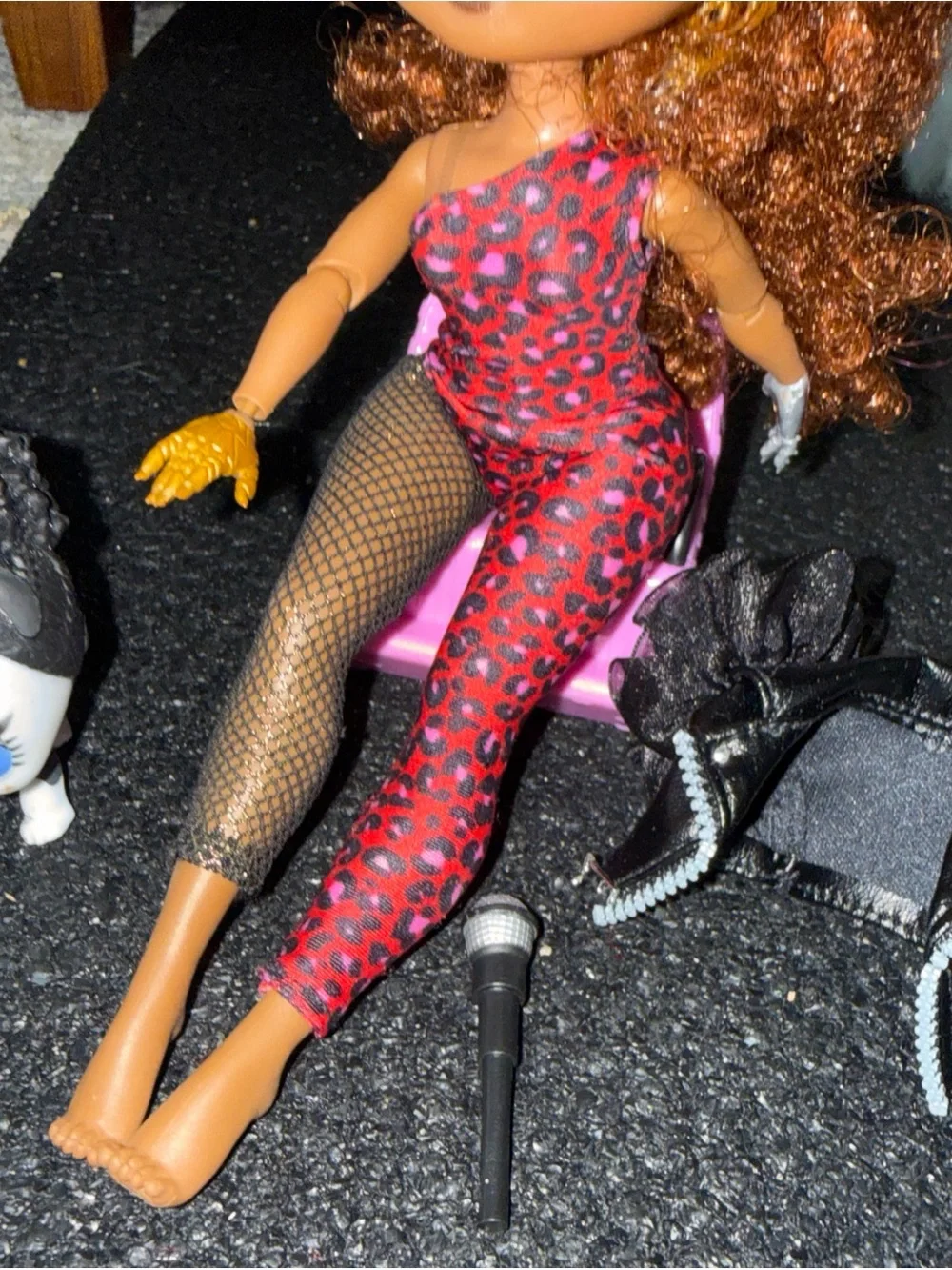 LOL Suprise doll and accessories